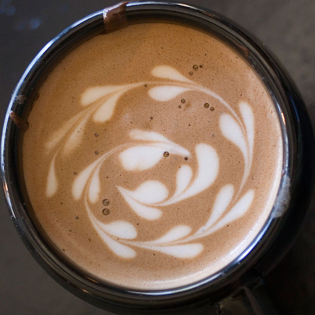 Spiraling Hearts Coffee Art Design // Creative 3D Coffee Latte Art Pictures, Images & Designs