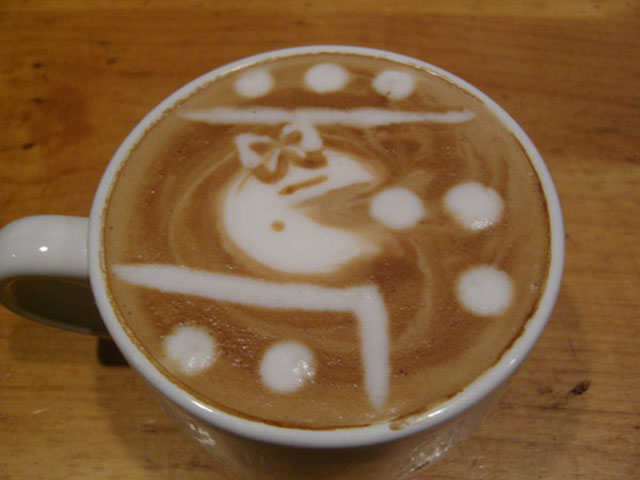 Pacman Coffee Art Design // Creative 3D Coffee Latte Art Pictures, Images & Designs
