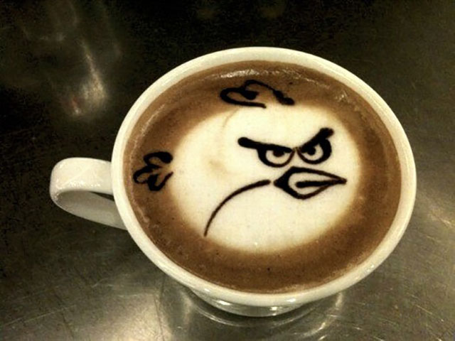 Angry Birds Coffee Art Design // Creative 3D Coffee Latte Art Pictures, Images & Designs