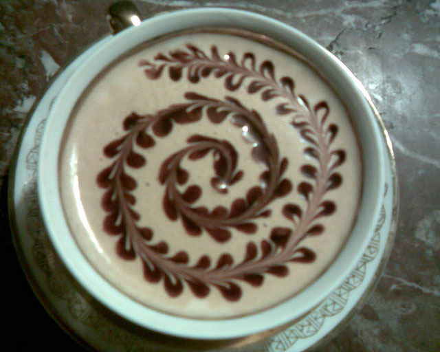 Spiral Flowered Coffee Art Design // Creative 3D Coffee Latte Art Pictures, Images & Designs