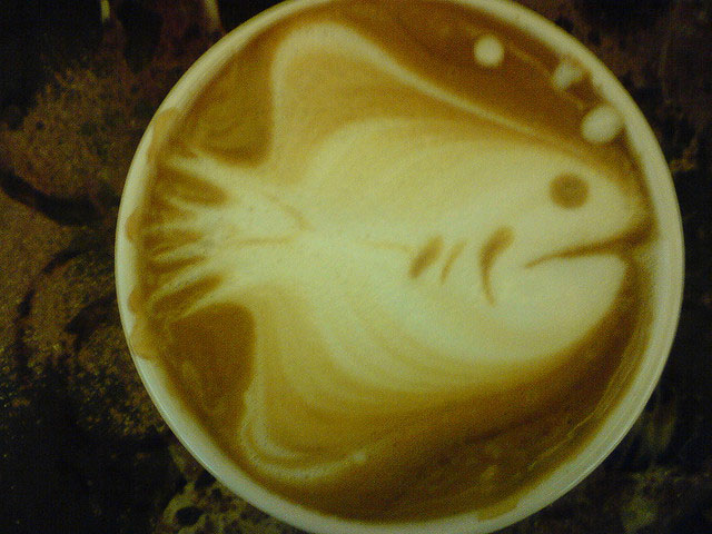 Huge Fish Coffee Art Design // Creative 3D Coffee Latte Art Pictures, Images & Designs
