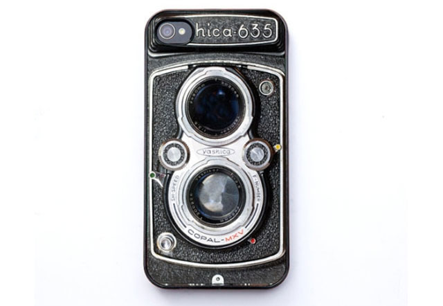 Vintage Twin Lens Chica Camera iPhone Case | 154 Best Cool & Creative iPhone Cases Unique