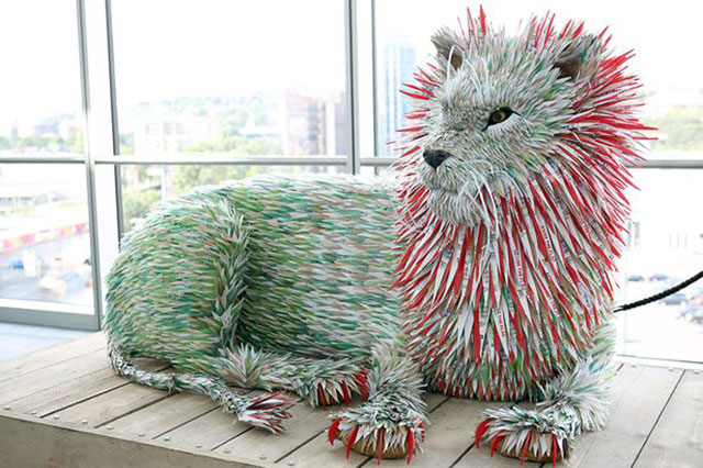 Recycled Plastics & Cardboard Lion | 10 Creative & Famous Lion Sculptures Outdoor Art