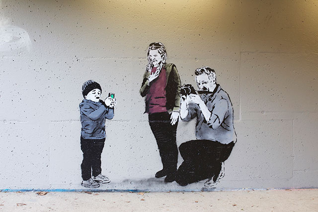 Selfie Aware | Social Media Street Art, a Sign Of The Times