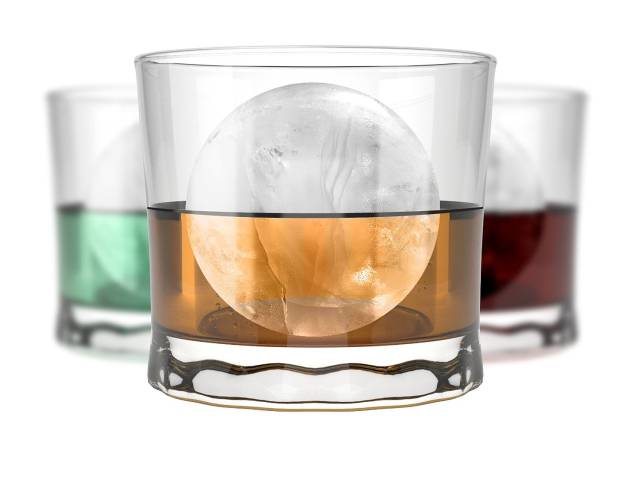 Perfect Round Ball Ice Cube Tray | 10 Unusual And Creative Ice Cube Trays