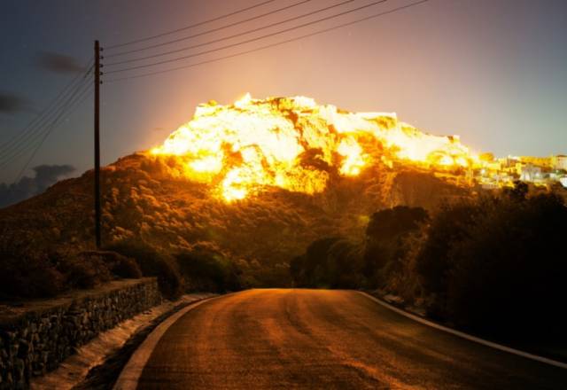 Explosion, But An Illusion | 10 Best Photographs Ever Taken Without Photoshop