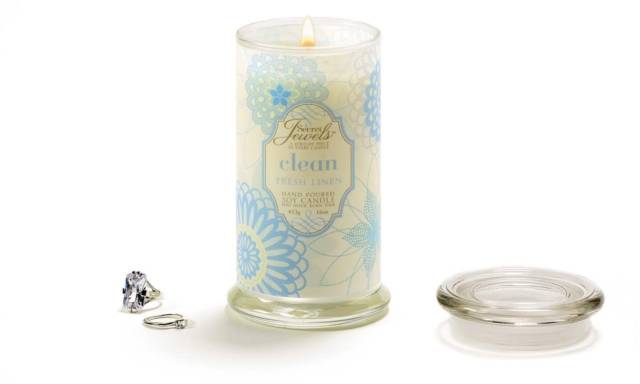 Treasure Hunt Secret Jewels Surprise Candles // 10 Cool & Creative Candle Designs For Love, Romance & Home Decor