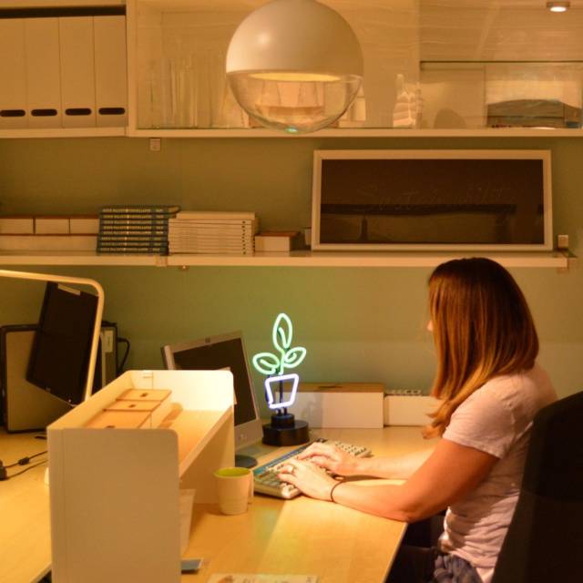 LED Desk Lamp Plant Light // 10 CREATIVE & Funky Lighting Designs That Will Make Your Home Incredible