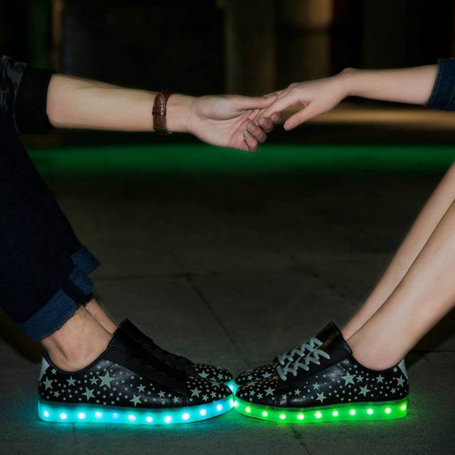 10 LED Shoes That Light Up At The Bottom And Change Colors So Bright Page 3 of 5 THE ENDEARING DESIGNER