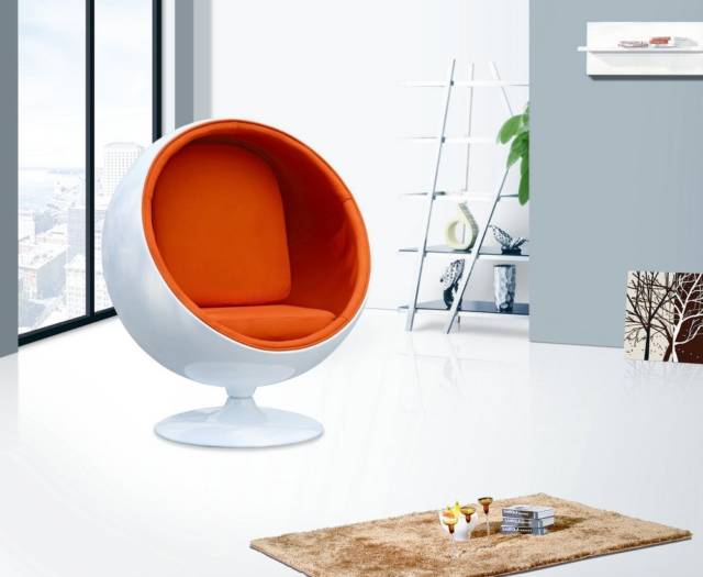 The Egg Ball Chair // 10 Uniquely FUNKY Chair Designs That Will Transform Your Sitting Experience Forever