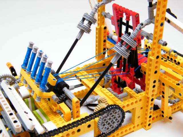 Amazing Lego Mechanical Loom Machine // 10 Creative Lego Machine & Robot Builds For Construction