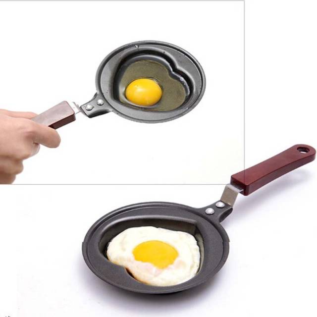 Cute And Cuddly Shaped Egg Frying Pan Utensils // 10 CREATIVE Egg Gadgets That Will Make Your Mornings Happier