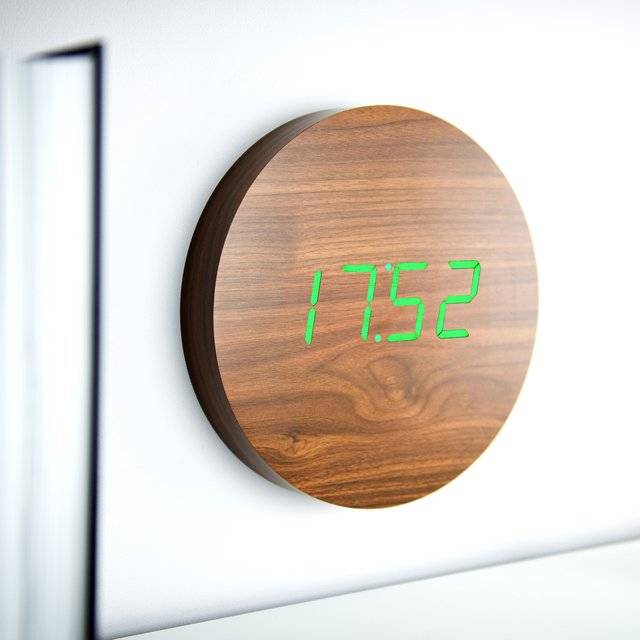 The Innovative Walnut Wall Click Clock // 10 MOST Creative Clocks To Help You Keep Perfect Time