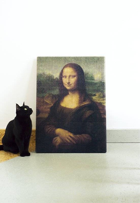 The Copycat Art Scratcher Gives Painting For Cats // 10 CREATIVE Art Lover Gifts That Will Appeal To Your Inner Artist