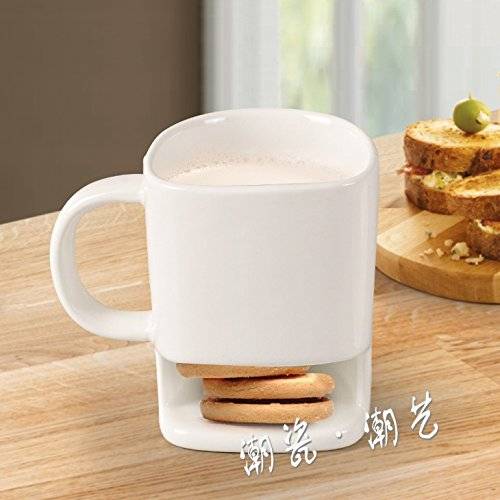 Ultimate Cookies Dunk Mug Holds Biscuits & Coffee Together // 10 UNIQUE & Cool Coffee Mugs That Will Enhance Your Drinks Forever